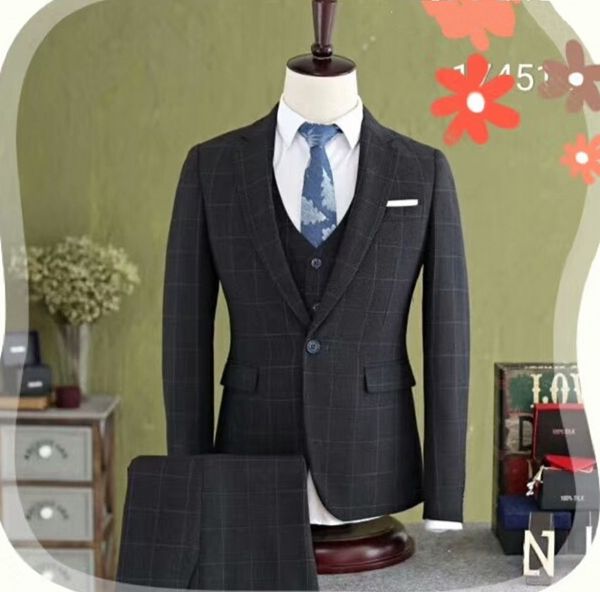 

custom designe groom tuxedos popular groomsmen mens wedding dress excellent man jacket blazer 3piece suit(jacket+pants+vest+tie)685, Black;gray