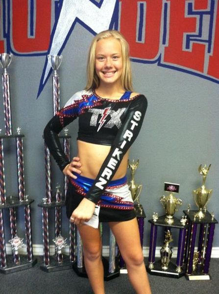 

cheerleader uniform lycra performance sport outfit flexiable costume 16 sets