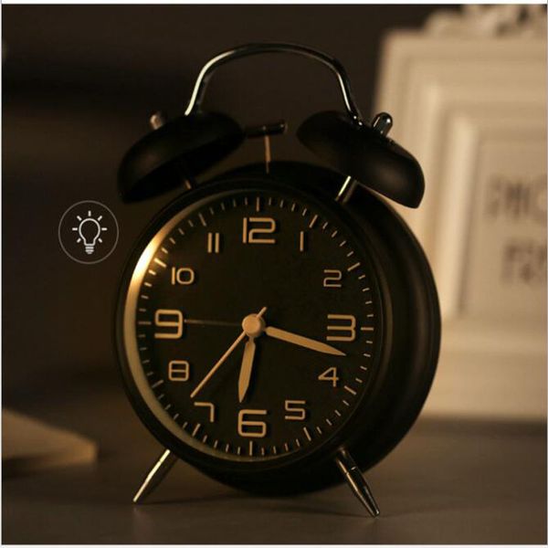 

vintage silent clock