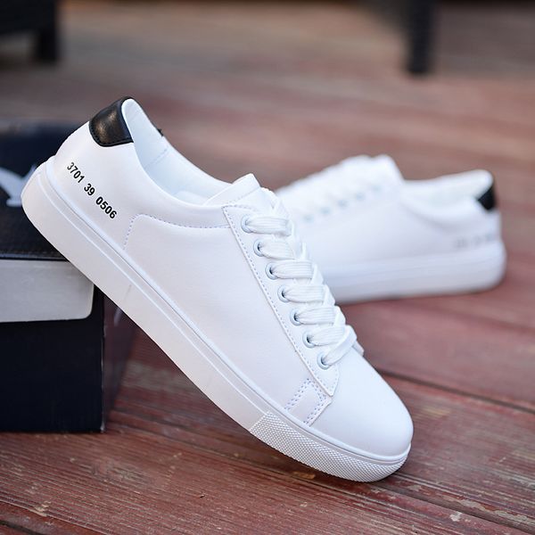 

wholesale boys'small white shoes with new student white board shoes in 2019 men's fashionable air-permeable leisure, Black