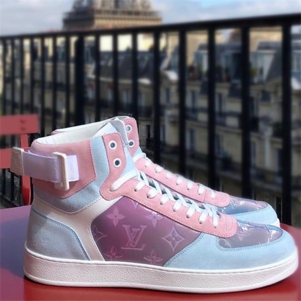 

mens rivoli trainer boots montante sneaker prism rainbow high-sneakers fashion luxury designer shoes monogram rivoli sneaker with box, Black