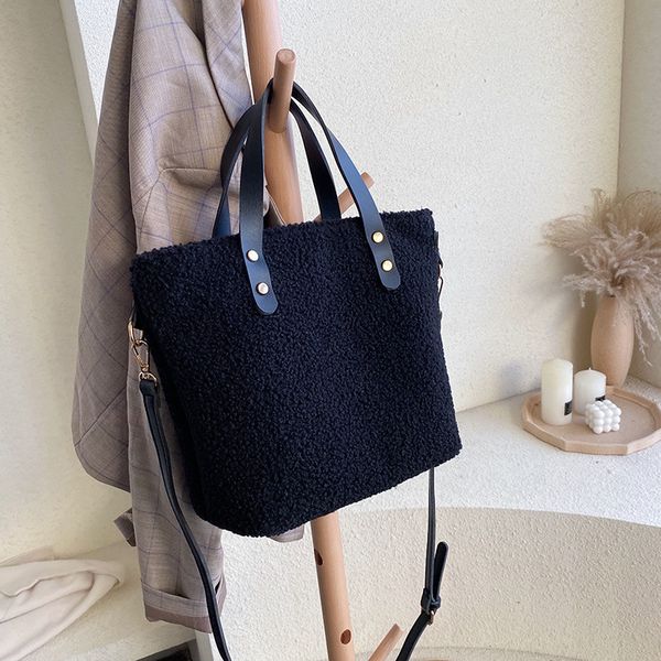 

korean version of plush high-capacity women's handbags 2019 fall/winter new fashion slung ladies shoulder bag