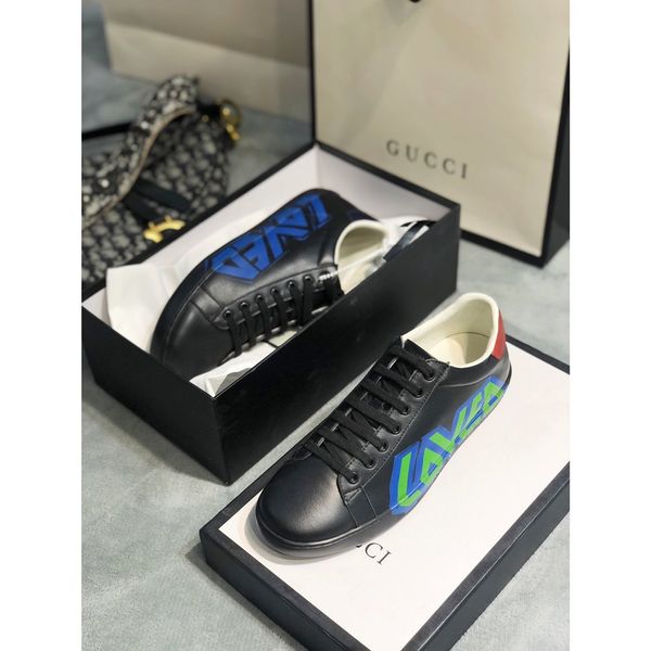 

2020 new couple sports casual shoes couple leather sneakers men sports casual shoes