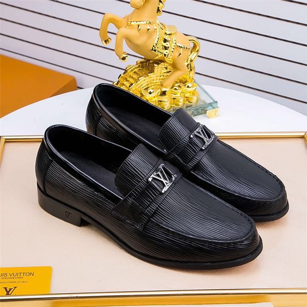 

новейший 2020 mens роскошные платья обувь кожа повседневная мокасины gentleman скольжения на плоский оксфорд обувь 38-45 размер, Black;red