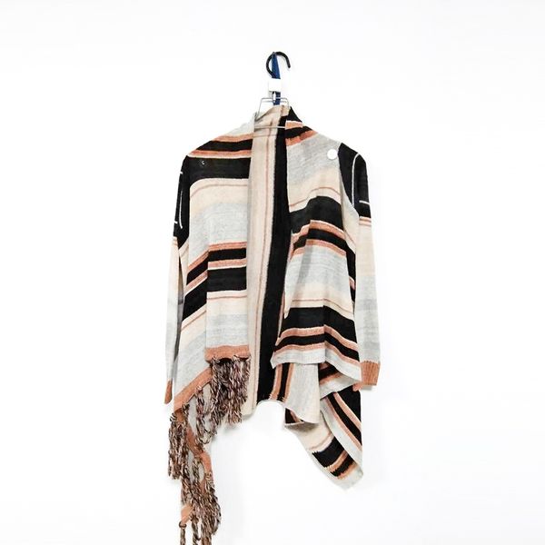 

european and american women's autumn and winter new tassels ins sweater shawl cloak coat, Black