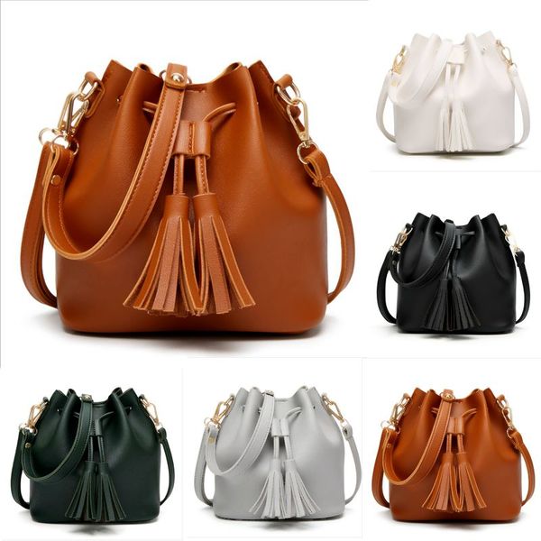 

2020 new fashion bucket shape drawstring female shoulder bags tassel crossbody bags magnetic buckle designer handbags