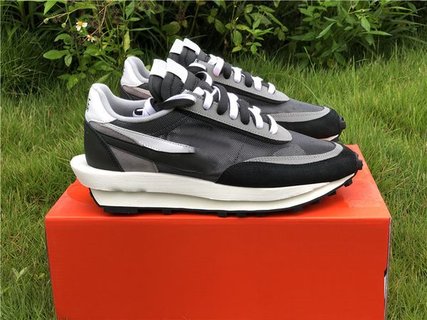 

release ld waffle x sacai blazer mid ldwaffle running shoes man woman green gusto varsity blue trainers sneakers bv0073-300 with box