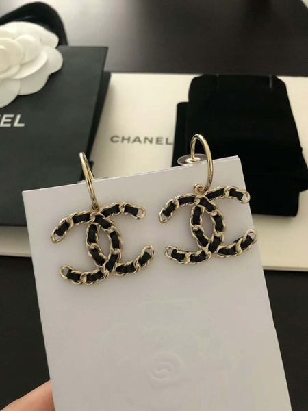 

2019 luxury de igner jewelry women earring 2c pendant earring brooch with real leather for women jewelry hipping