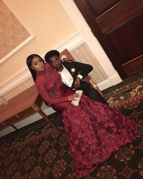 

burgundy mermaid evening dresses jewel neck lace applique long sleeves handmade flowers evening gowns dresses evening wear robes de soirée, Black;red