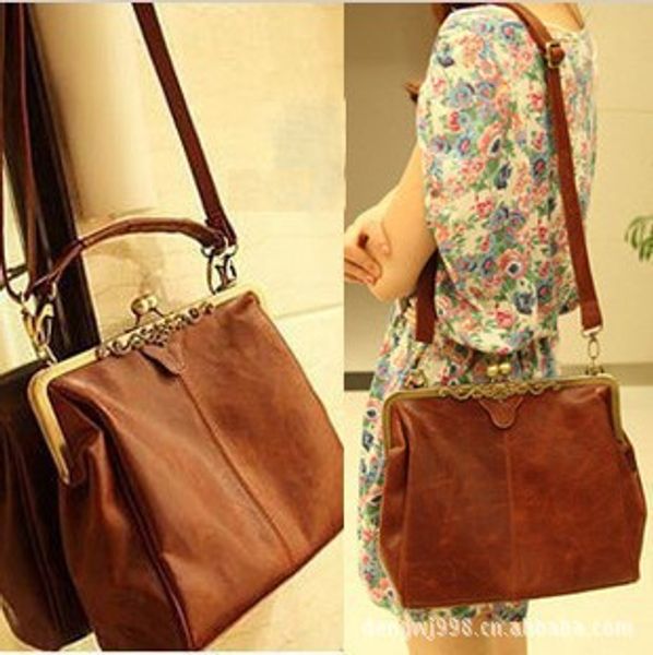 

2020 new fashion vintage hand bag clip handbags shoulder shoulder bag