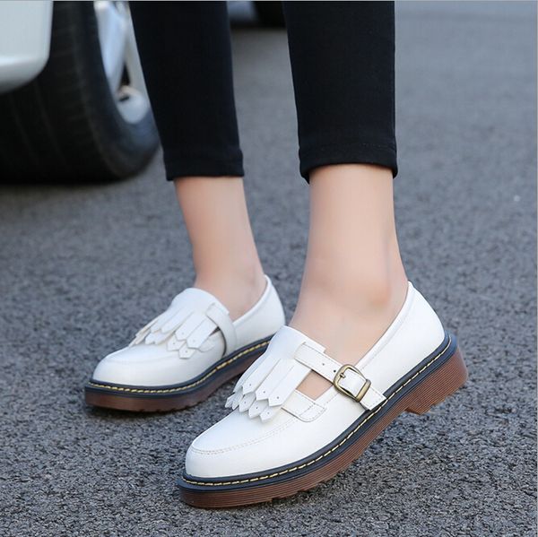 

34-43 plus size tassel oxfords shoes woman cut out brogue shoes leather creepers british style buckle strap loafers, Black