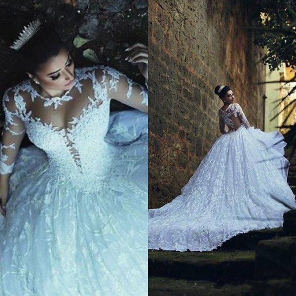 2019 Abito da sposa moderno arabo Dubai Abito da sposa di lusso in pizzo con scollo a mezza manica a vita bassa Abito da sposa imperiale di alta qualità