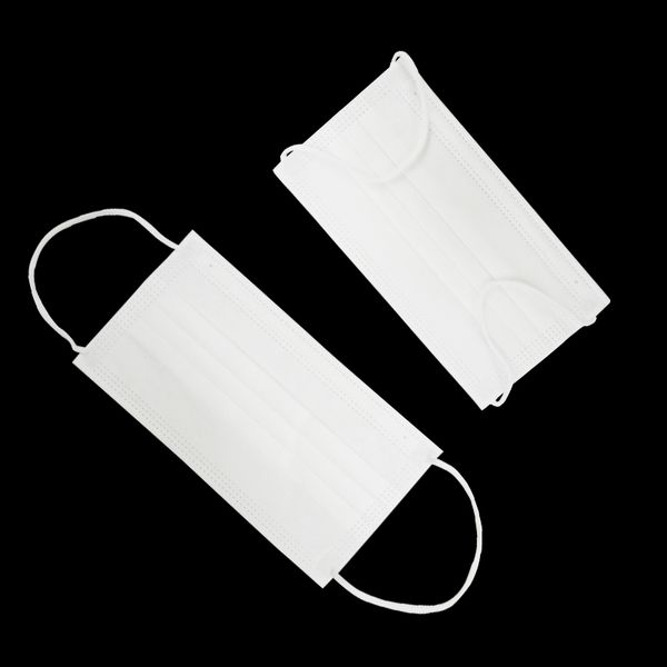 

на складе одноразовые маски с elastic ear loop 3 слойный дышащие и удобные для блокировки защиты от пыли загрязнения воздуха пакет white
