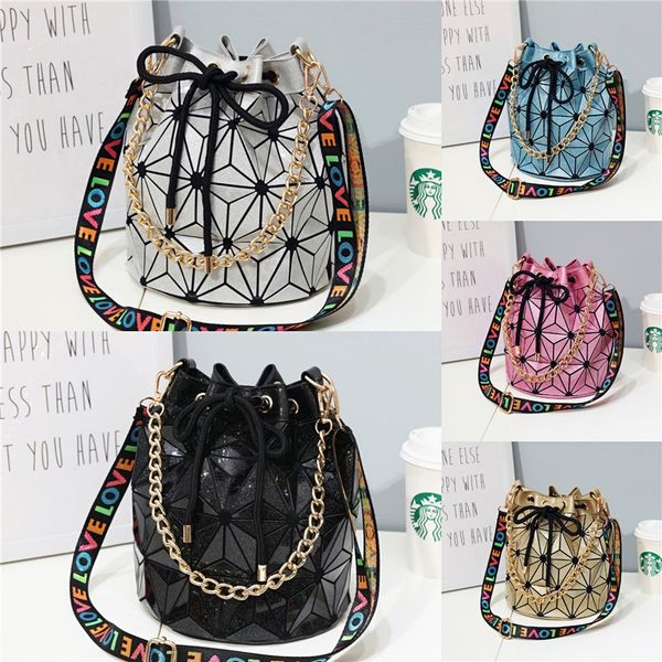 

luxury classic designers bags love heart v wave pattern satchel shoulder bag with handle bag chain crossbody shopping bags#126
