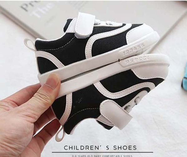 

classic sneaker chaussures enfants fashion smart triple kids shoes platform leather shoes air chaussures shoes011 px239, Black;red