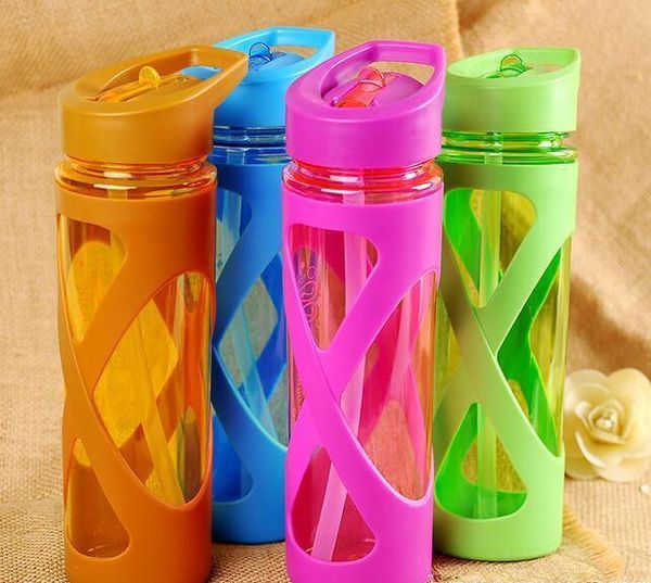 

wholesale- 580ml straw sport water bottle leak proof anti with a plastic sleeve fruit infuser my drink bottle eco-friendly