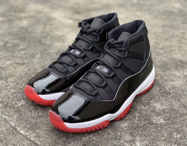 

authentic 11 og bred men basketball shoes black red classic real carbon fiber 11s retro 23 mans sports sneakers 378037-061 with box