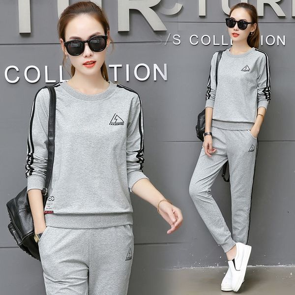 women's athletic jogging suits