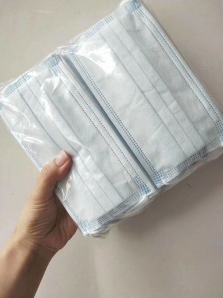 

устранимый лицевой щиток гермошлема синий 3-слойные ушной маски kn95 non-сплетенная ткань предотвратить 95% фильтрации бесплатная доставка