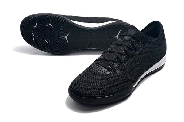 

men knitted soccer shoes ic / tf soccer shoes black low help football shoes