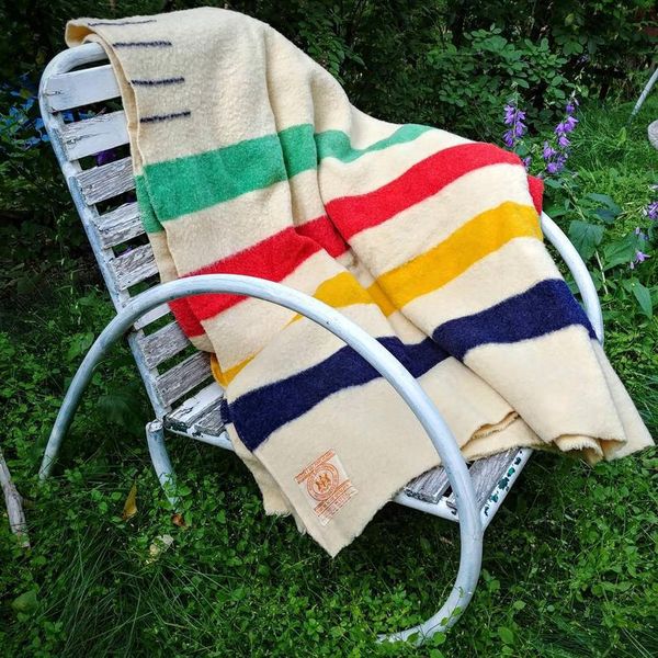 

sofa scarf soft striped bed cashmere wool blanket blanket crochet thickened wool cover shawl divif, White;black