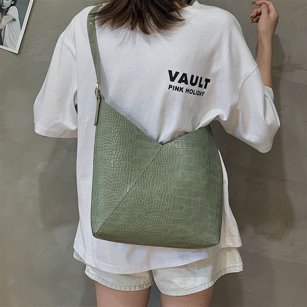 

2020 new women's bag korean version of the simple retro soft leather pu shoulder bag casual messenger