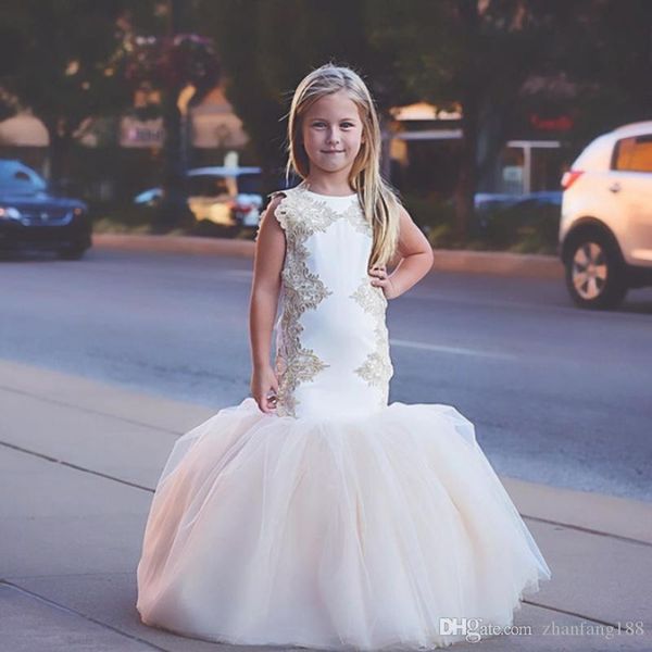 2018 Amazing Backless Ball Gown Flower Girl Dresses For Wedding Beaded