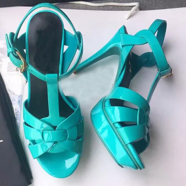 

shoes accessories, White;pink