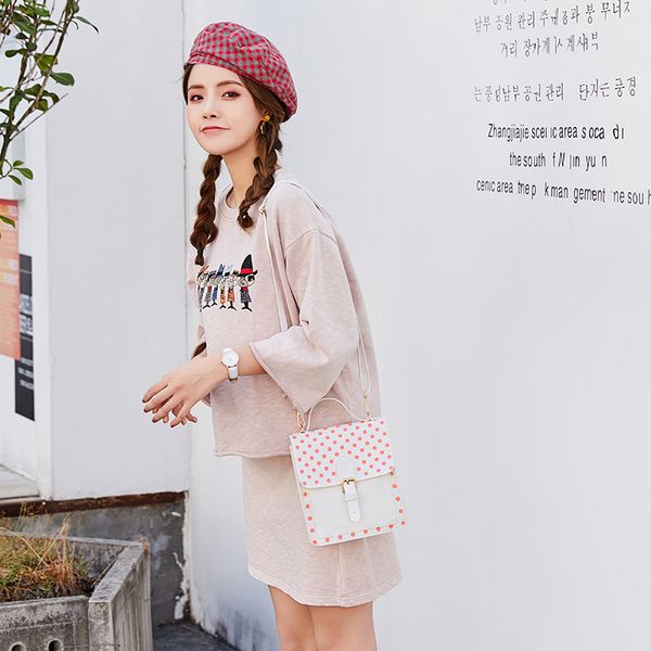

2020 new women's shoulder bag korean version of sweet polka dot casual large-capacity travel bag fashion casual backpack ladies