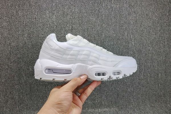 

2020new kids plus tn children parent child casual shoes for baby boy girl fashion designer sneakers white running outdoor trainer shoe 28-35
