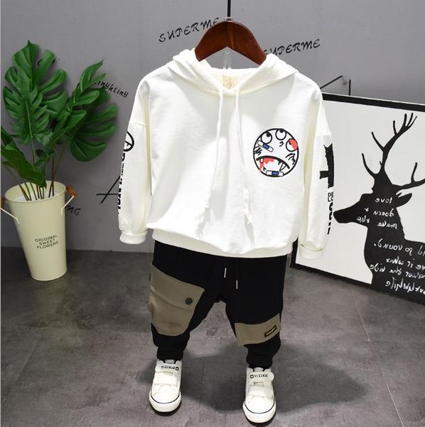 

new boys spring and autumn sports suit children's suit student casual wear jacket + pants with two sets of 2-6 years, White