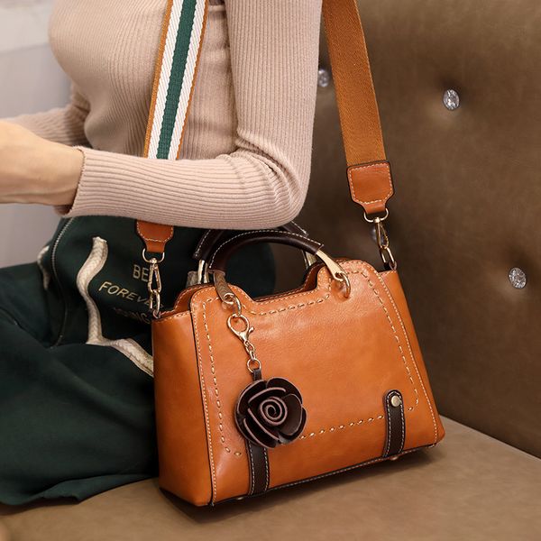 

2019 new bag women's cowhide shoulder bag women simple flow ladies handbag