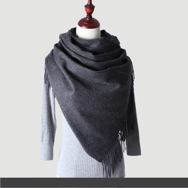 

мђжин аѬ зима каемиѬовй аѬ еѬной плаок еплй оле киоки веѬ, Blue;gray