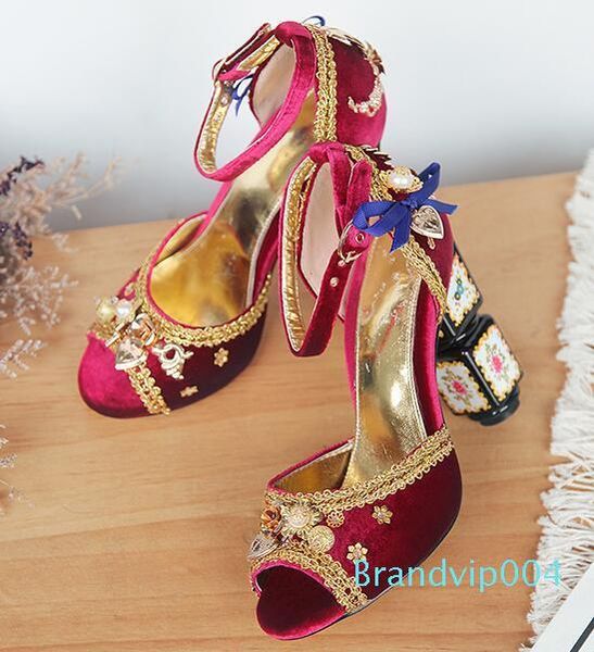 

женщины peep toe высокие каблуки насосы обувь 2019 лето взлетно-посадочной полосы старинные лодыжки ремень высокий каблук сандалии eu35-40 р, Black