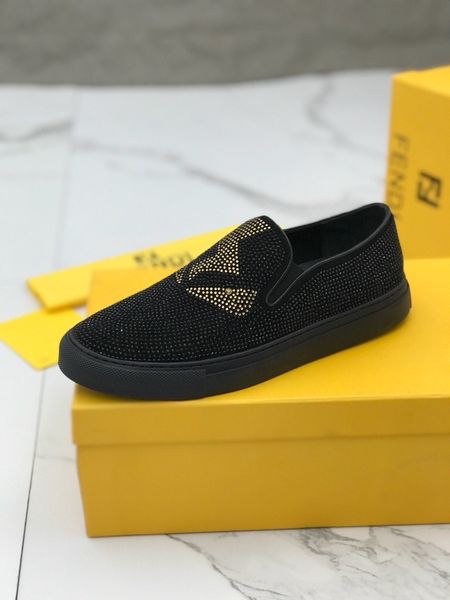 

new high-end luxury fashiondesigner men's sports casual shoes Â driving loafers without laces lazy shoes triple platform men's sho