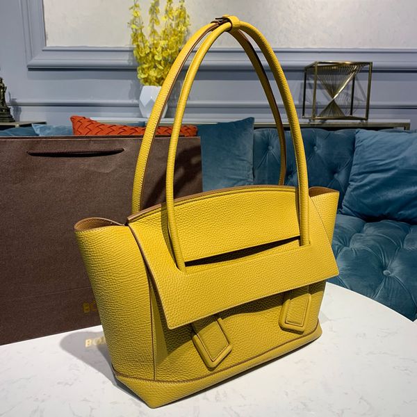 

2020 fashion famous bags designer handbags purses handbag handbags leather weave weaving handmade style bag