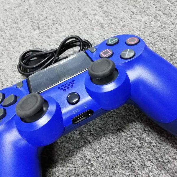 

Controladores de Jogo e Joysticks amzbook
