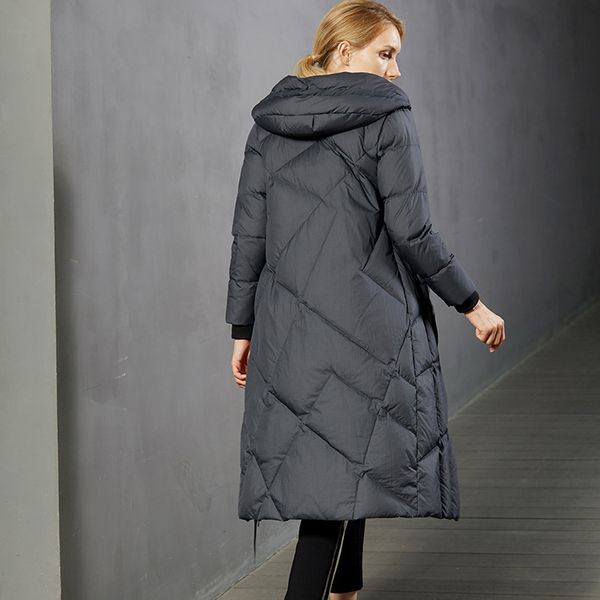 

hooded long style white duck down jackets women down coats 2018 autumn winter collection, Black