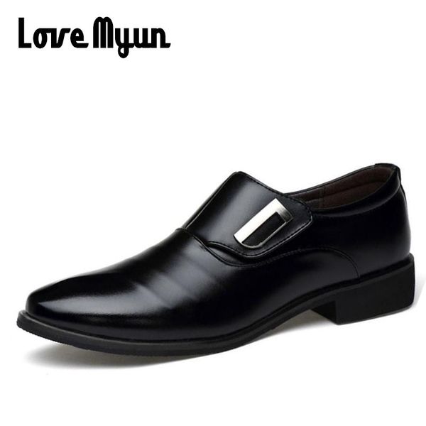 

2019 new men wedding dress business leather slip on shoes men formal shoes pointed toe patent leather oxford 47.48 ll-97, Black