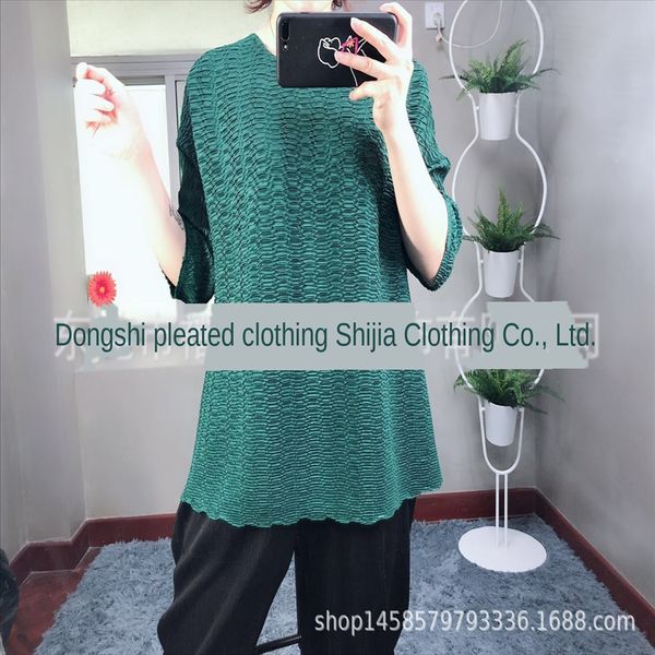 

pleated aristocratic family 2019 pleated summer dress women's round neck loose long sleeve long top, White