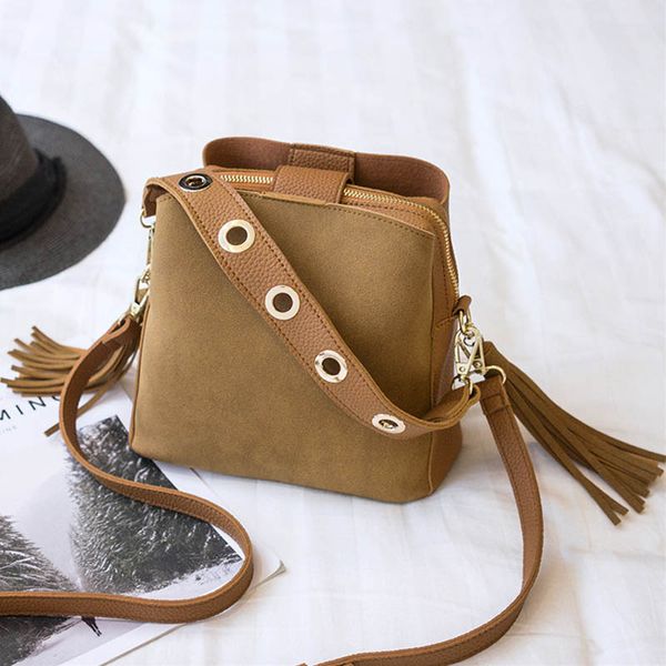 

2019 new fashion scrub women bucket bag vintage tassel messenger bag retro shoulder simple crossbody tote