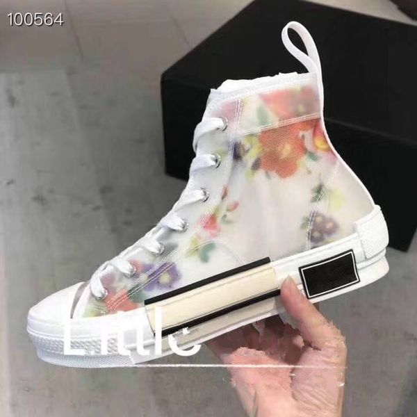 

2019 Name Brand High Quality Man Casual Shoes Flat Kanye West Fashion Wrinkled Leather Lace-up High Top Male Arena Shoes Size liho 35-44 31