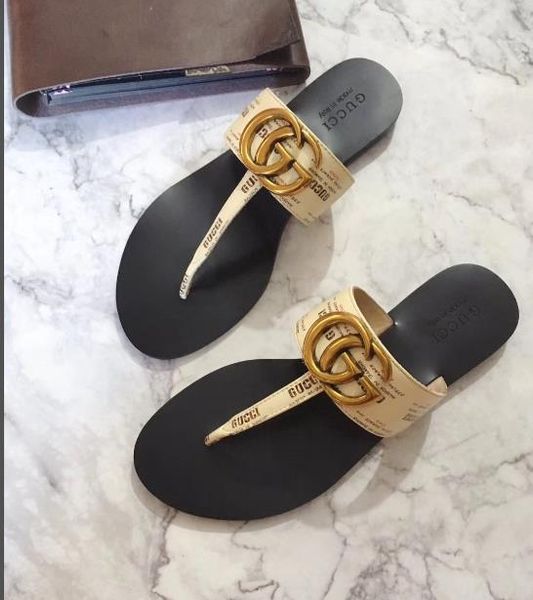 

2020 summer flat shoes women slippers luxary design flip flops round toe ladies new stylus beach tory sandals brand slides tb, White