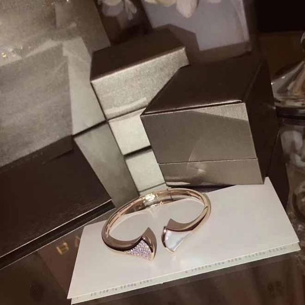 

fan-shaped rose gold bracelet bracelet earrings iced out chains jewelry necklace mens 14k gold chains rings cuban link chain, Black