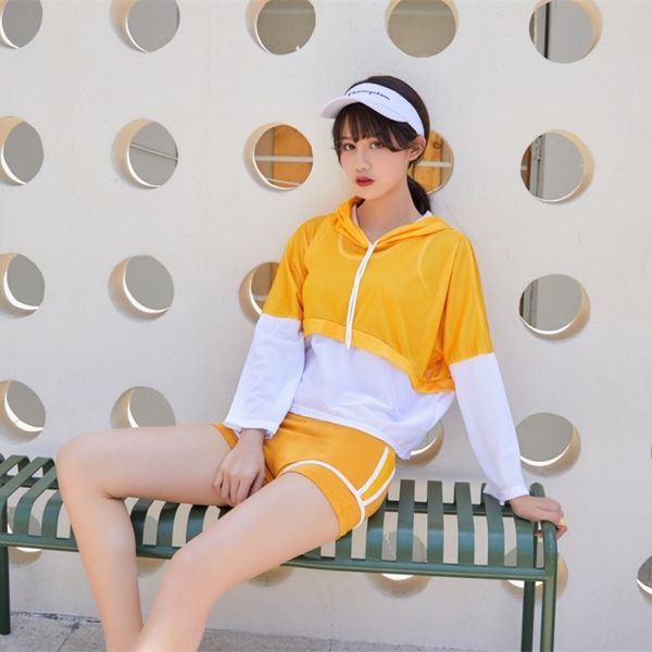 

2020 women's three-piece split large size small fragrant wind swimsuit conservative slim student swimsuit, White;black