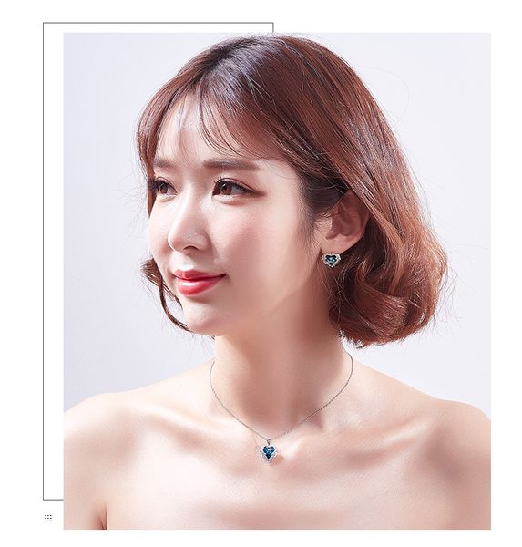 

angel wings necklace with swarovski sea heart crystal pendant, Silver