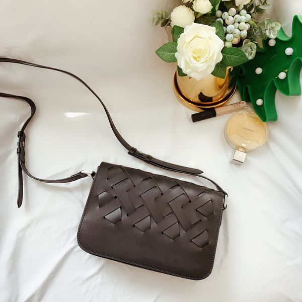 

2020 designer shoulder bag cross body lady handbag knitting cfy20042446