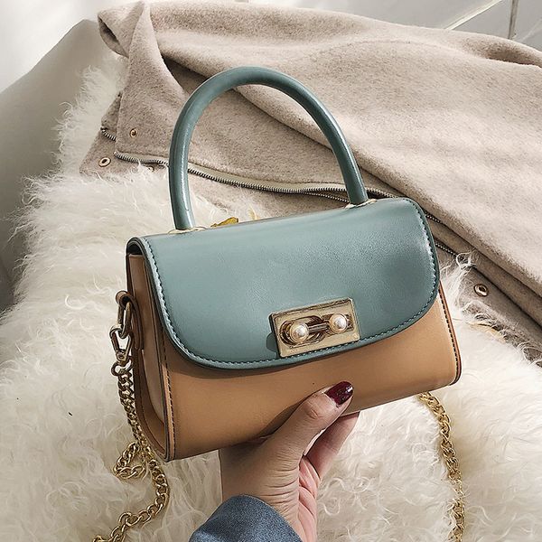 

elegant women, 2019, designer bag, letter bag gold chain, shoulder bag flap cover b079