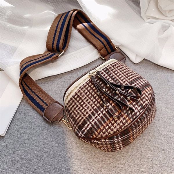 

designer handbag fashion woolen shell messenger bag women semicircle wide band zipper crossbody bag money phone dumpling bag 6