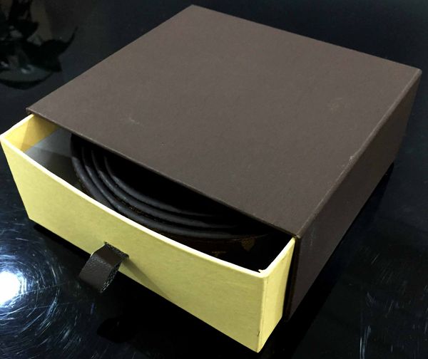 

De igner belt new men women black letter de igner belt v leather bu ine belt pure color luxury nake belt buckle belt gift with box